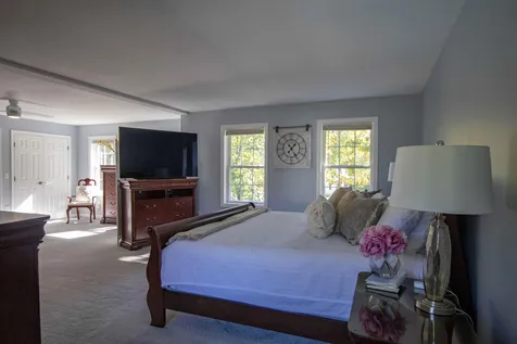 10 Ellsworth Lane Pelham NH 03076