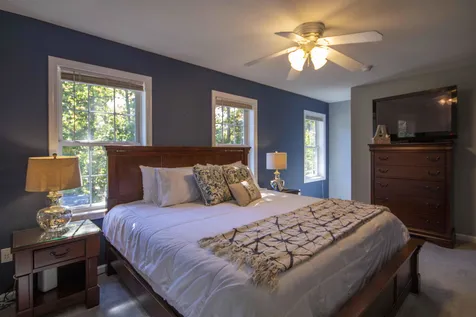 10 Ellsworth Lane Pelham NH 03076