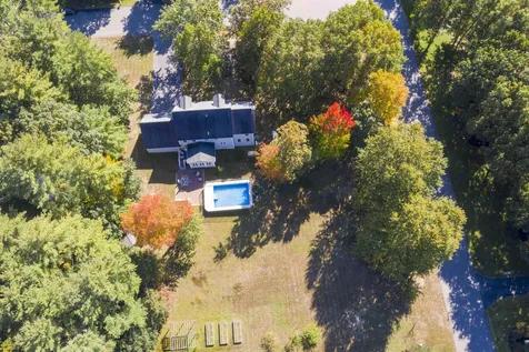 10 Ellsworth Lane Pelham NH 03076