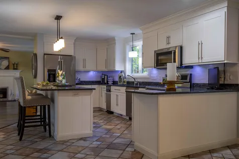 10 Ellsworth Lane Pelham NH 03076
