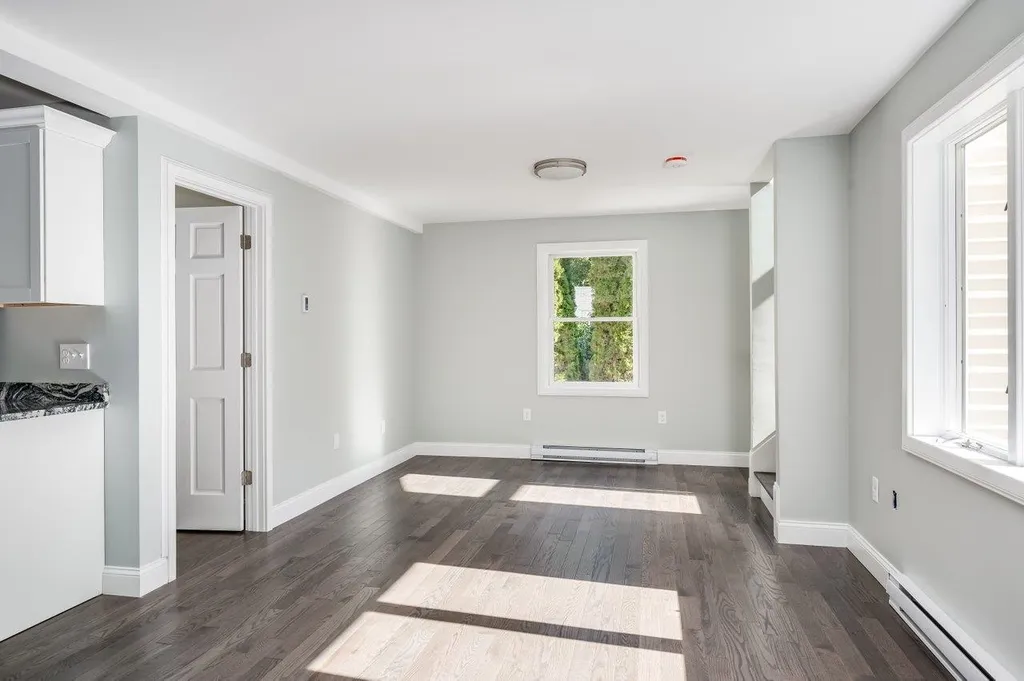 17 Lilac Lane Kennebunk ME 04043