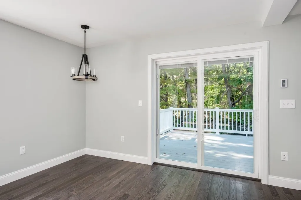 17 Lilac Lane Kennebunk ME 04043