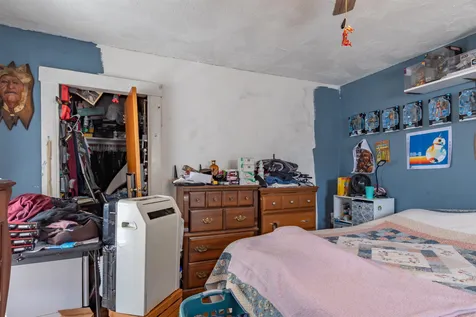 16 Hanover Street Nashua NH 03060