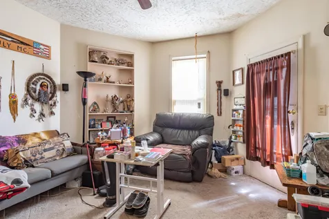 16 Hanover Street Nashua NH 03060