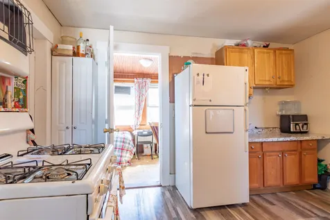 16 Hanover Street Nashua NH 03060