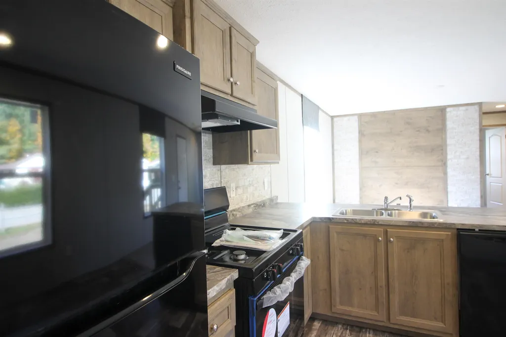 48 Chesley Road Campton NH 03223