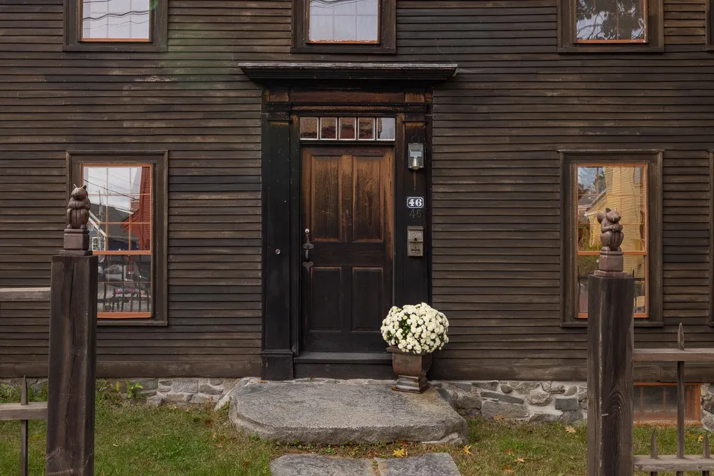 48 Manning Street Portsmouth NH 03801