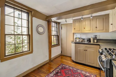 48 Manning Street Portsmouth NH 03801