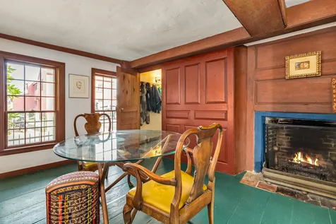 48 Manning Street Portsmouth NH 03801