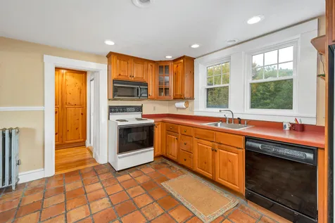 523 Governor Wentworth Highway Tuftonboro NH 03816