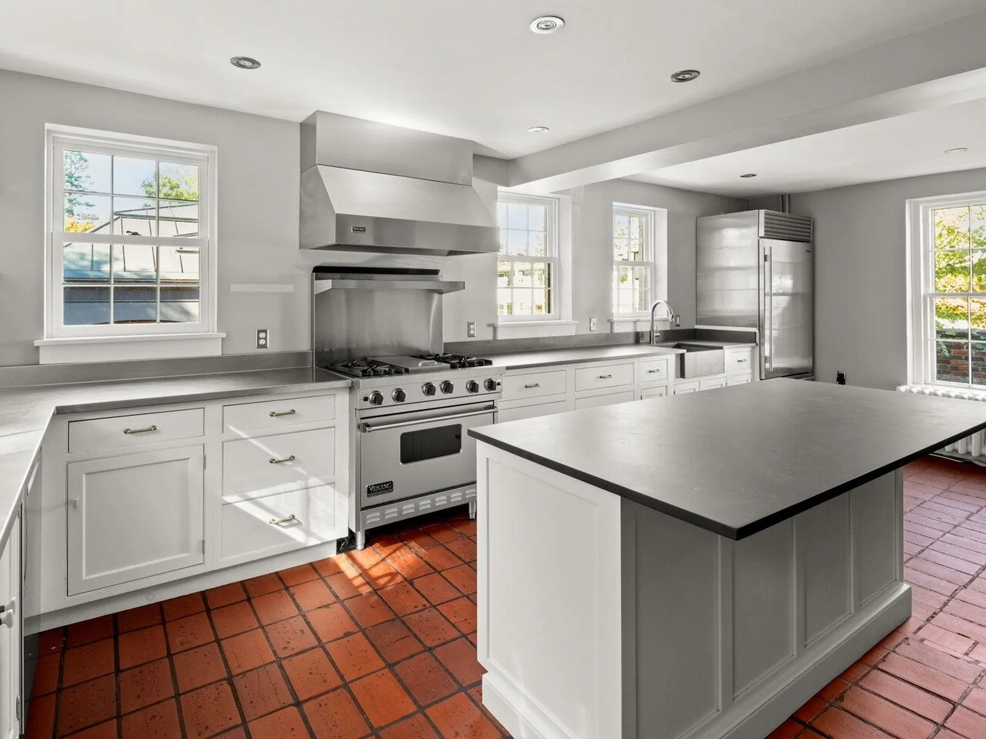 189 Cliff Street Burlington VT 05401
