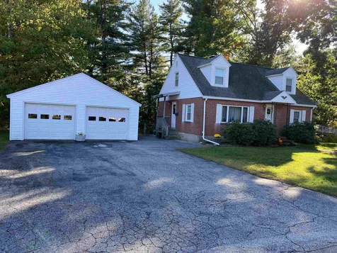 36 Hughey Street Nashua NH 03064