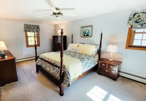 34 Thomas Lane Essex VT 05452