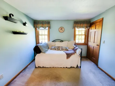 34 Thomas Lane Essex VT 05452