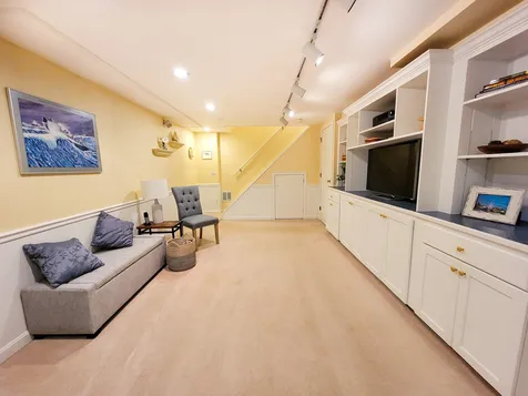 34 Thomas Lane Essex VT 05452