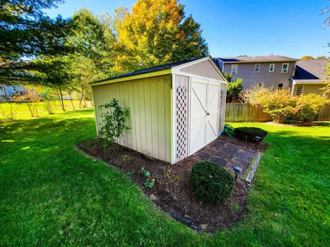 34 Thomas Lane Essex VT 05452