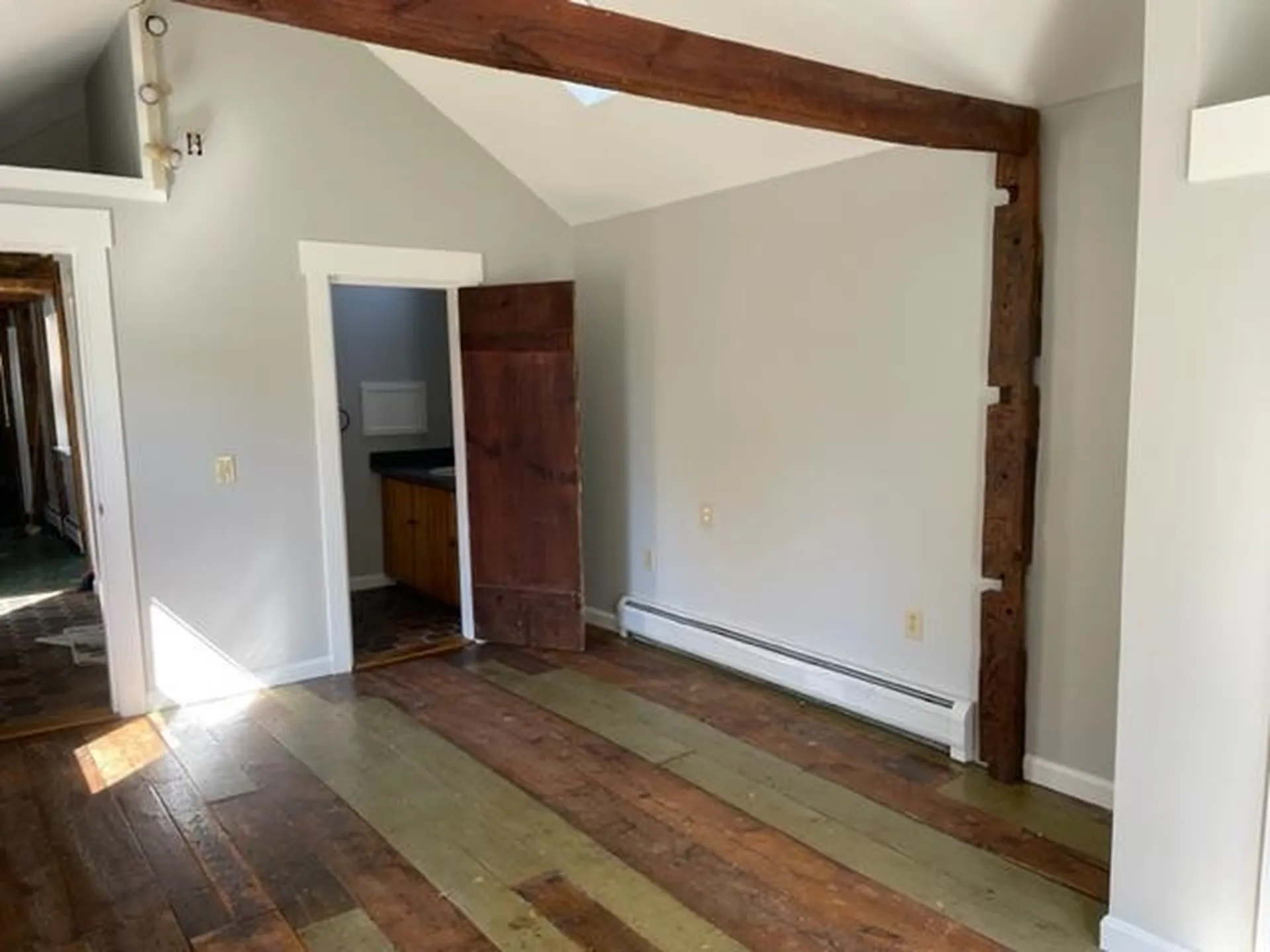 276 Dearborn Road Auburn NH 03032
