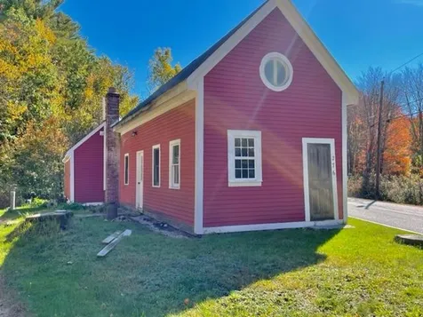 276 Dearborn Road Auburn NH 03032