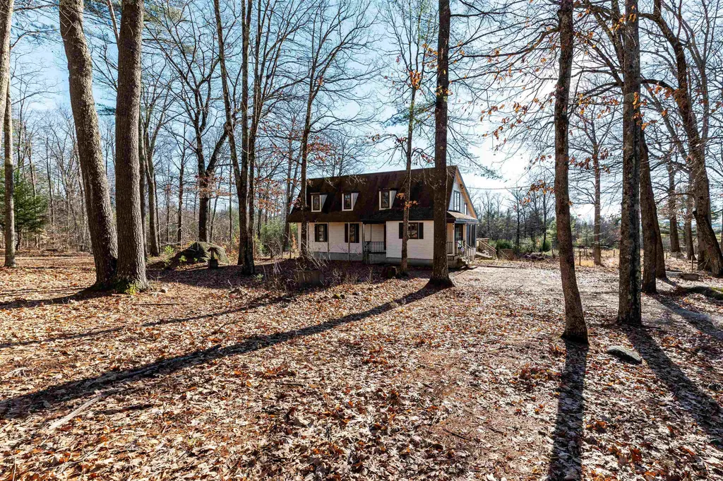 90 Champion Hill Road Effingham NH 03882
