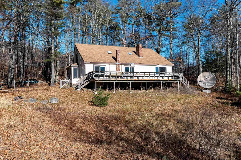 90 Champion Hill Road Effingham NH 03882