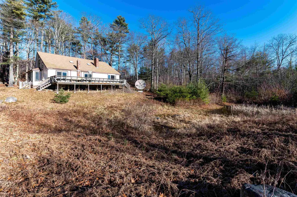 90 Champion Hill Road Effingham NH 03882