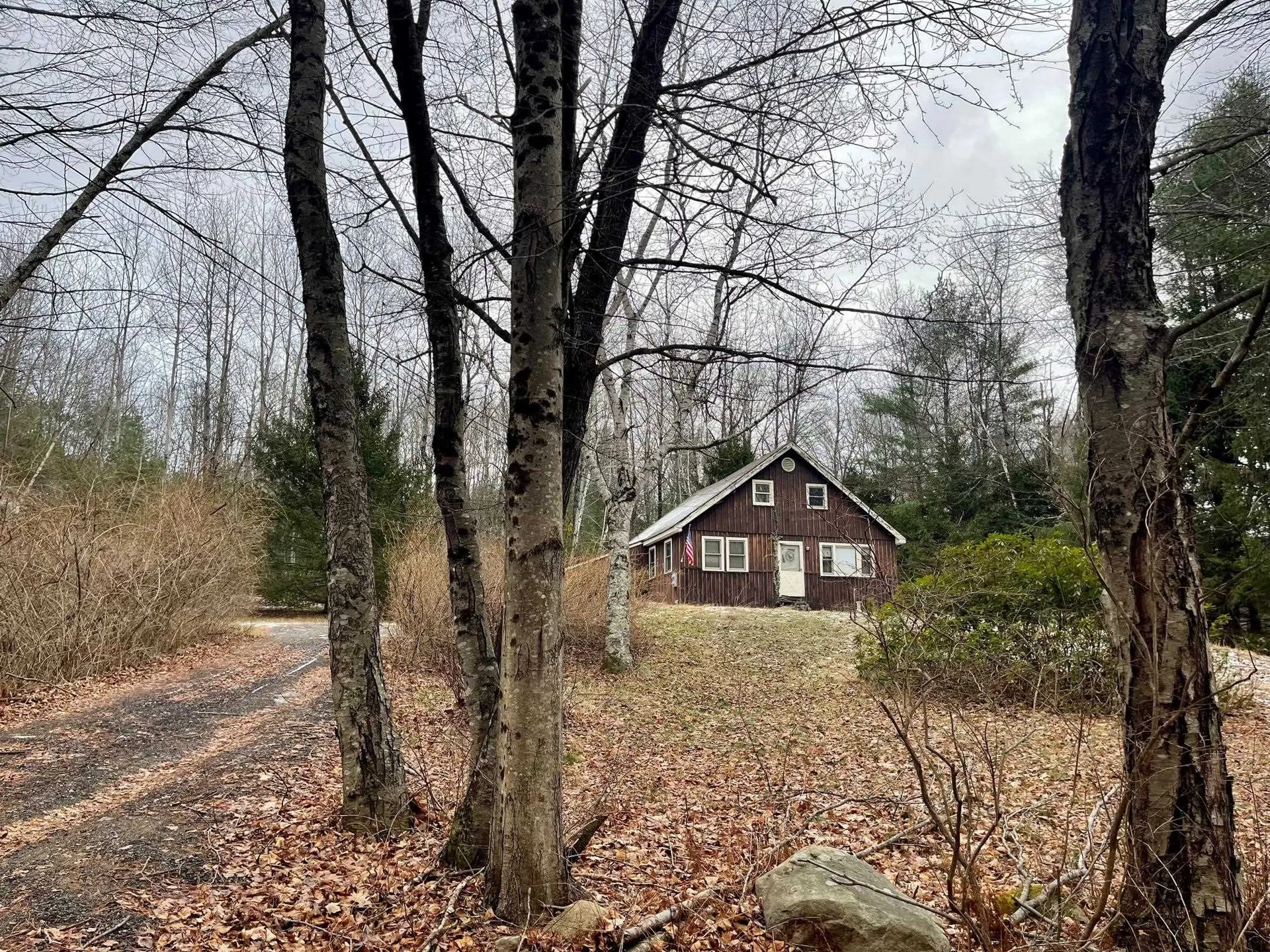 91 N River Road Epping NH 03042