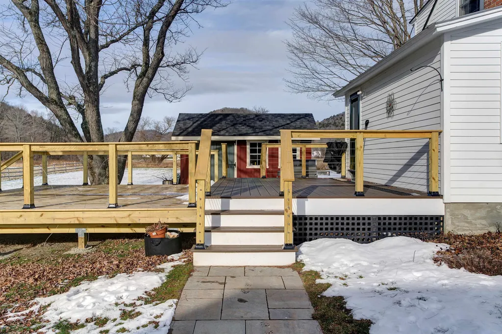 819 Pomfret Road Woodstock VT 05091