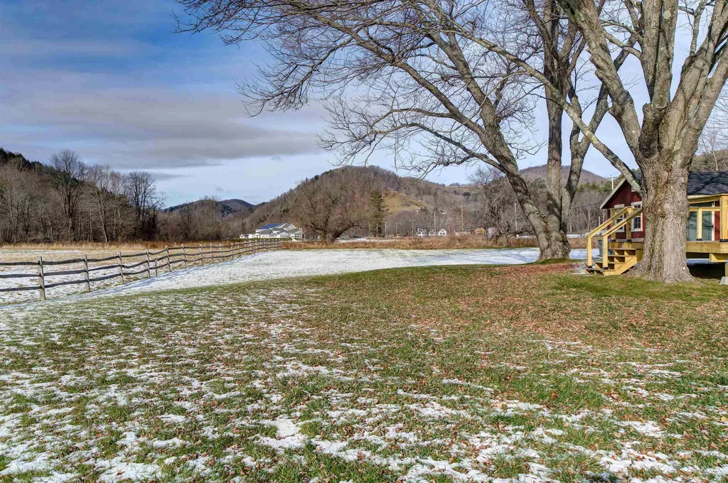 819 Pomfret Road Woodstock VT 05091