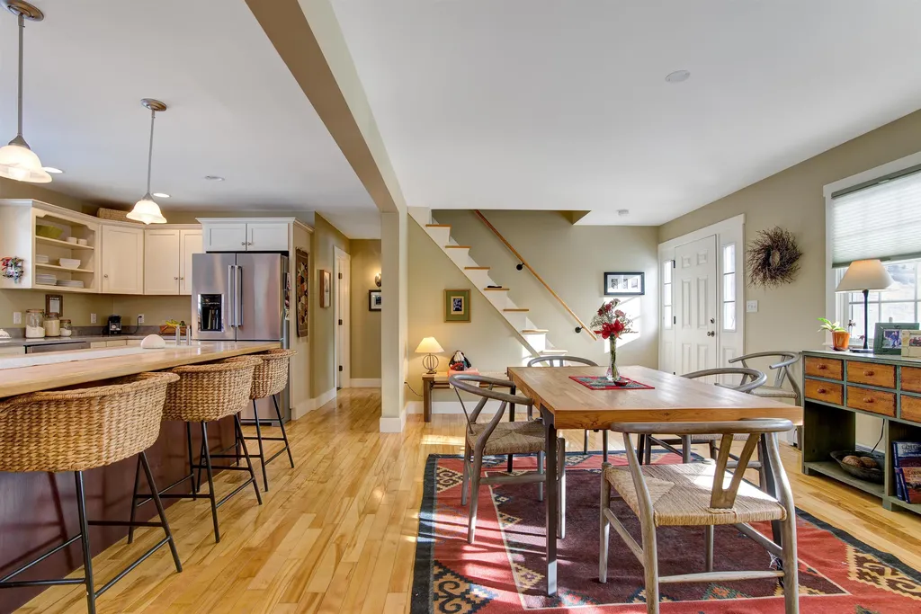819 Pomfret Road Woodstock VT 05091