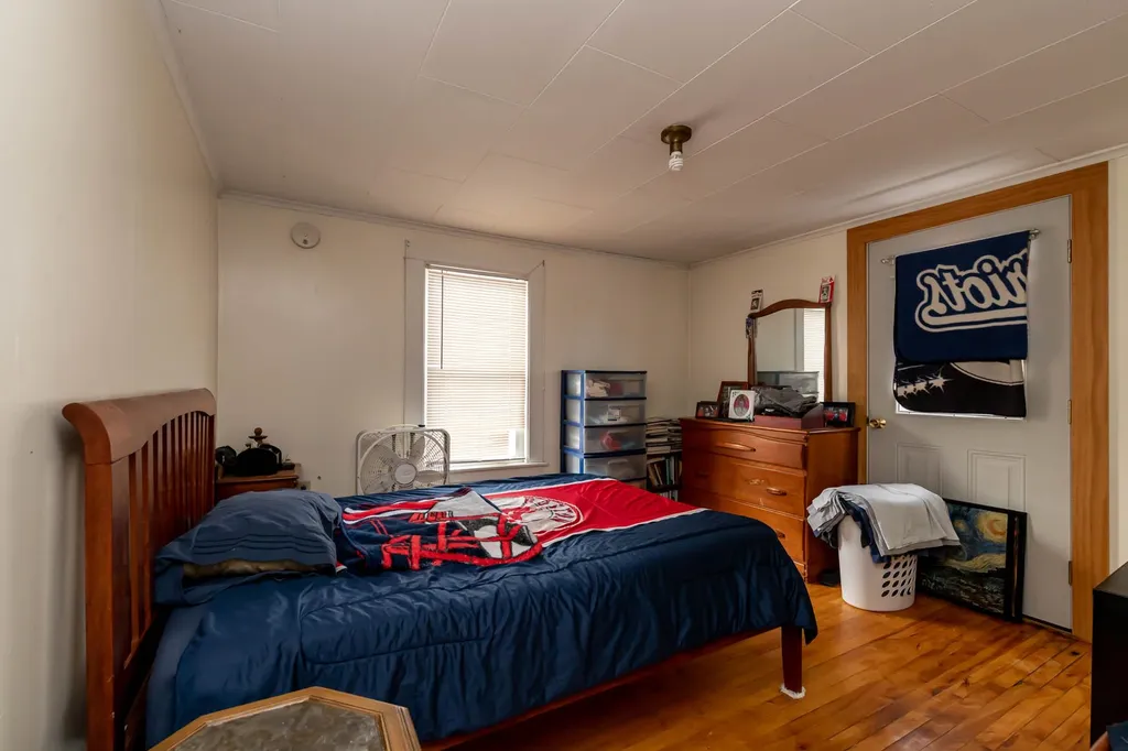 17 Severance Street Claremont NH 03743