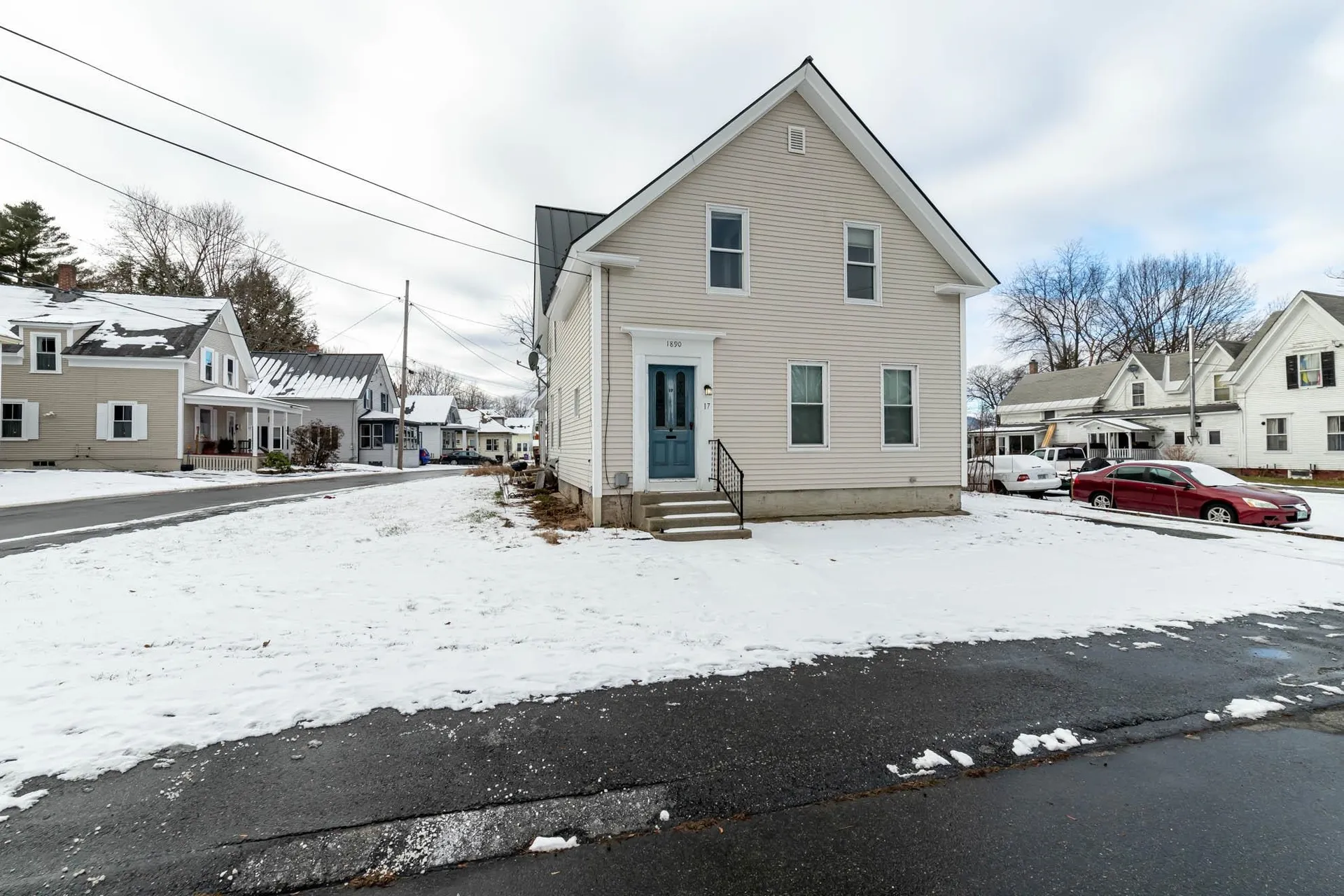 17 Severance Street Claremont NH 03743