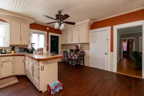 17 Severance Street Claremont NH 03743