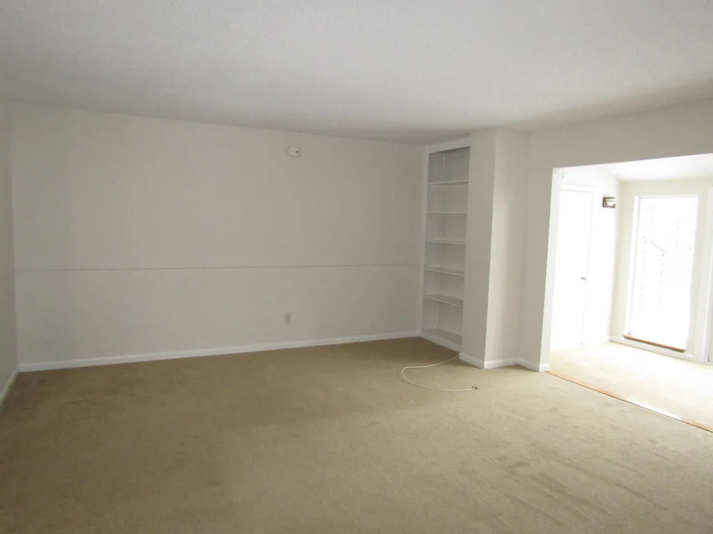 190 Oak Circle Colchester VT 05446