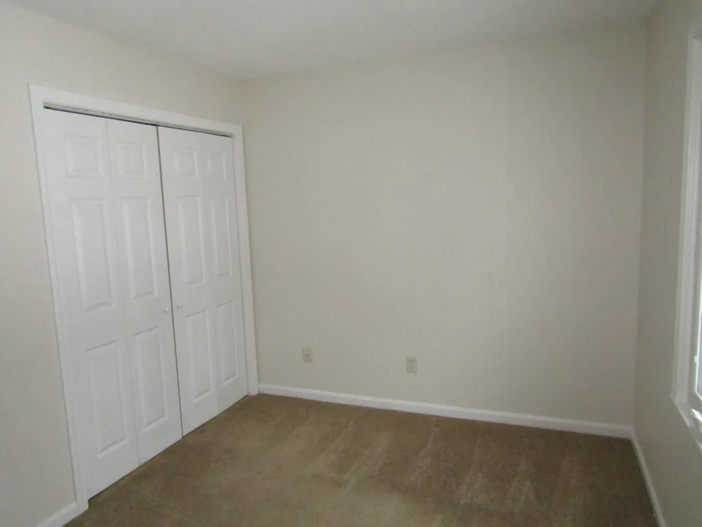 190 Oak Circle Colchester VT 05446