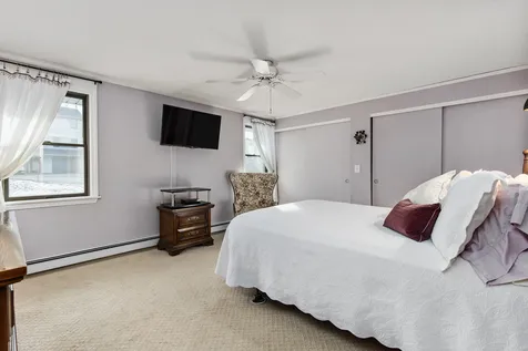 3 Moonlight Drive Newmarket NH 03857