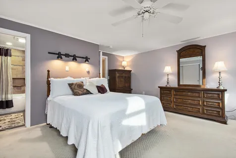 3 Moonlight Drive Newmarket NH 03857