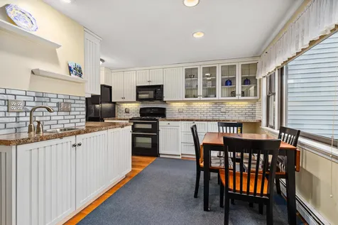 3 Moonlight Drive Newmarket NH 03857