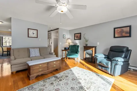 3 Moonlight Drive Newmarket NH 03857
