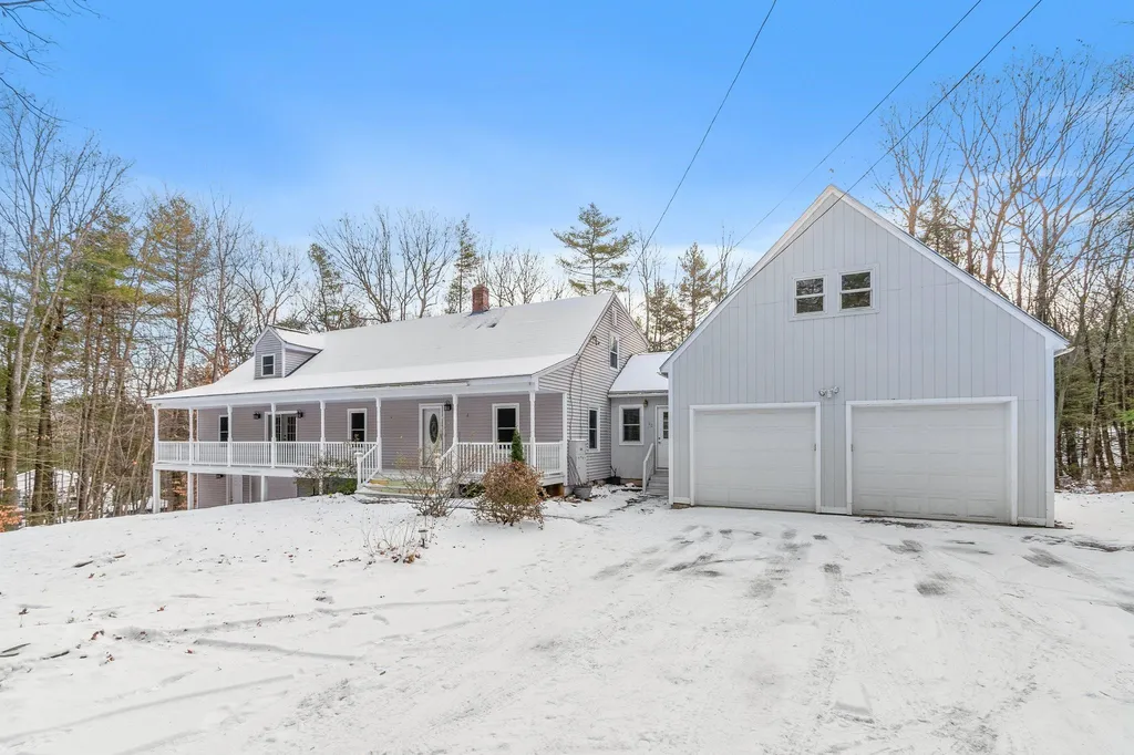 42 Addison Road Goffstown NH 03045