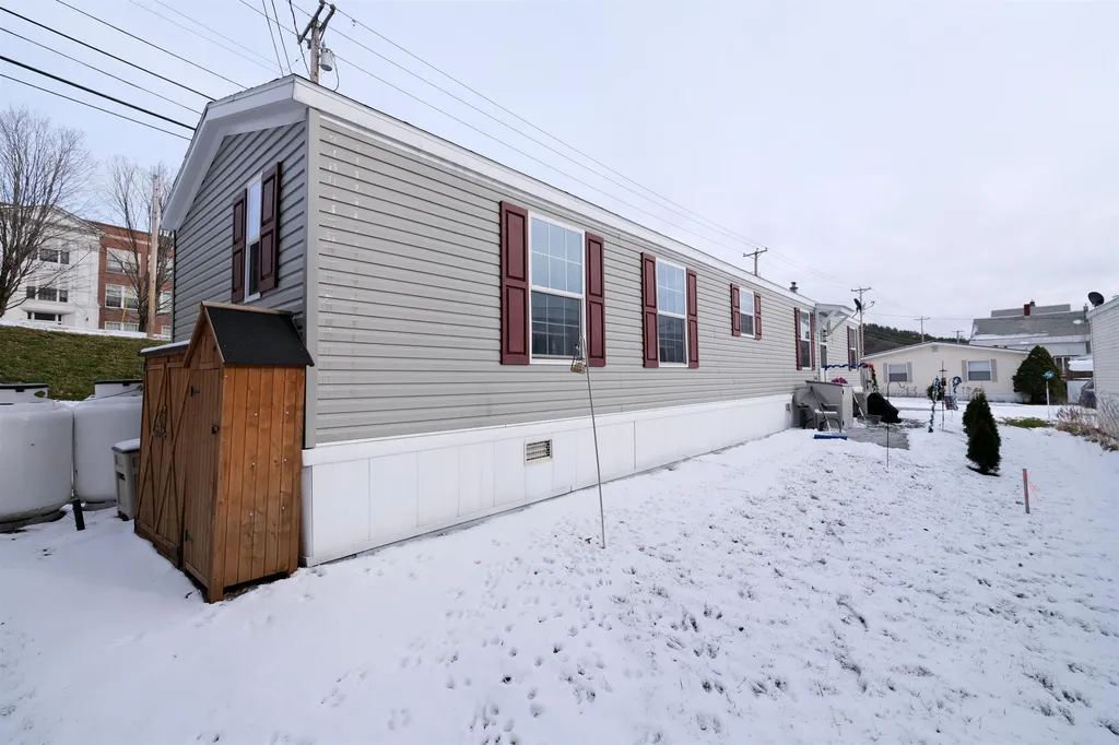 36 Main Street Ludlow VT 05149