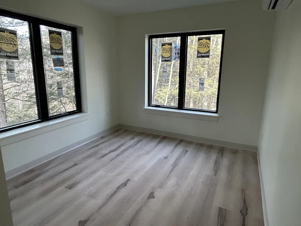 30 Ladds Lane Epping NH 03042