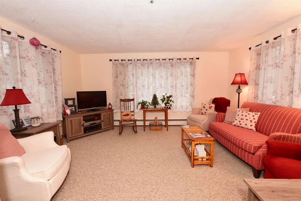 229 Ledgewood Road Extension Conway NH 03860