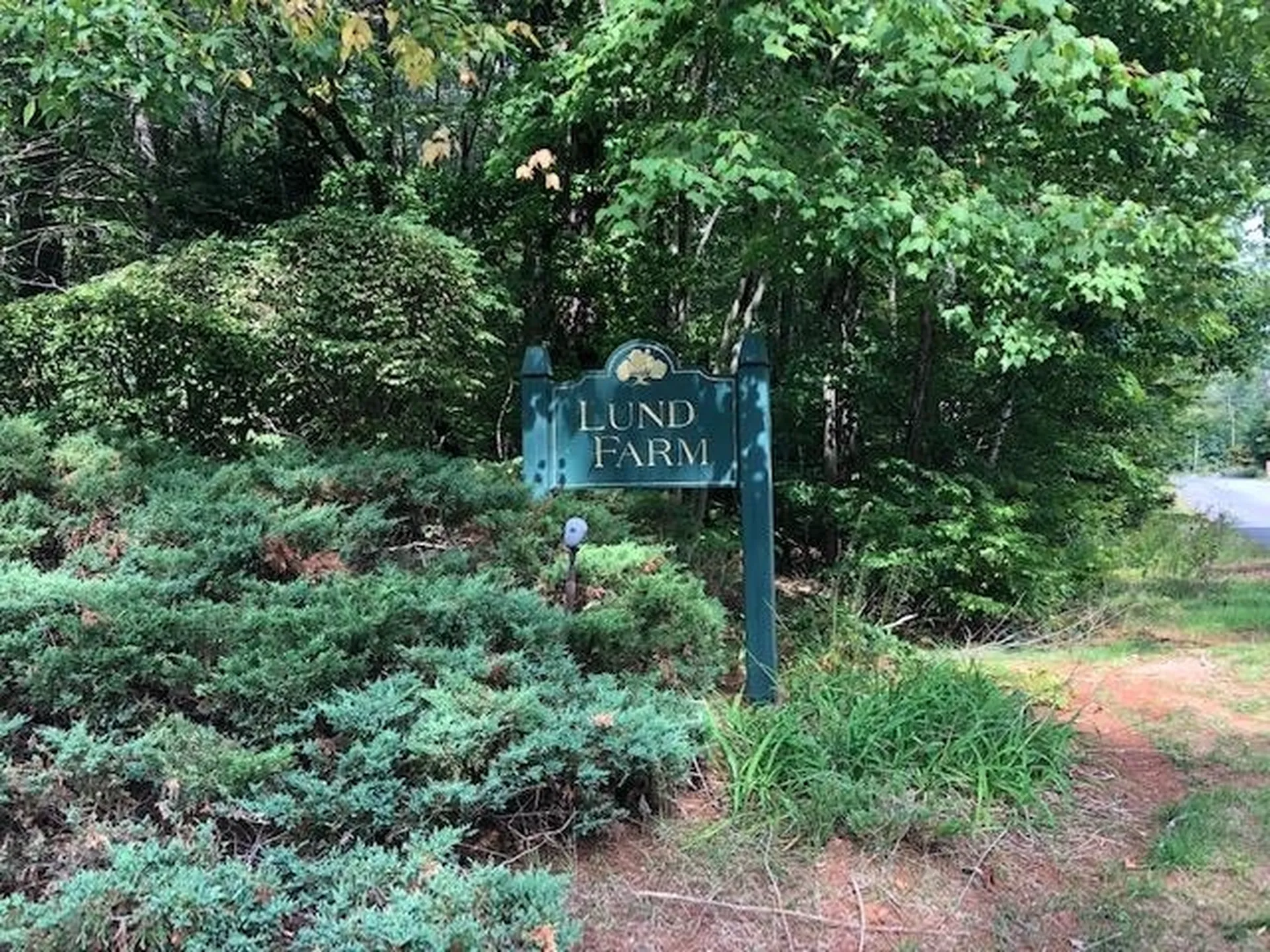 33 Apple Lane Hollis NH 03049