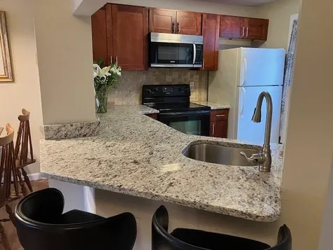 33 Apple Lane Hollis NH 03049