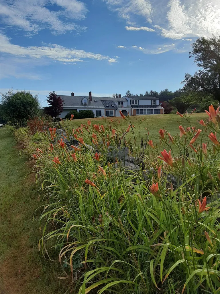 388 Old Homestead Highway Swanzey NH 03446