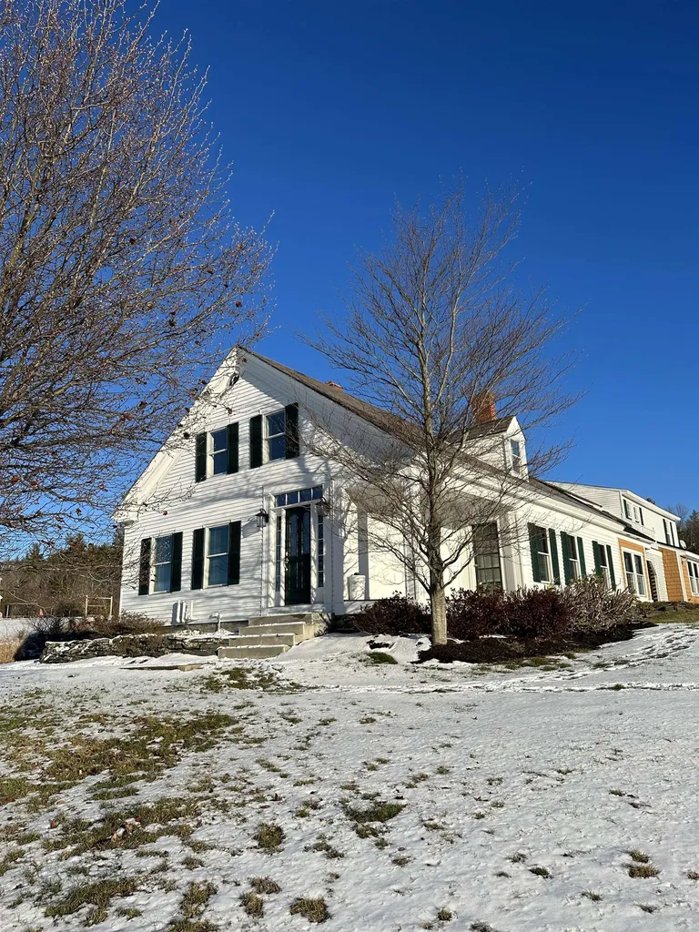 388 Old Homestead Highway Swanzey NH 03446