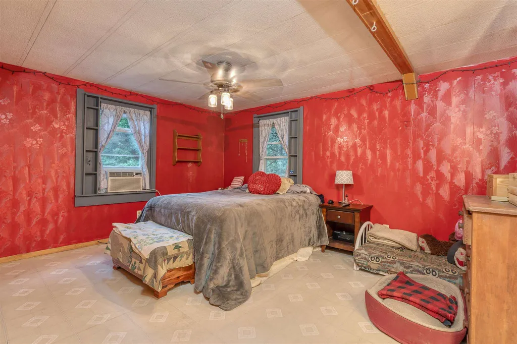 5018 Route 113 Thetford VT 05075
