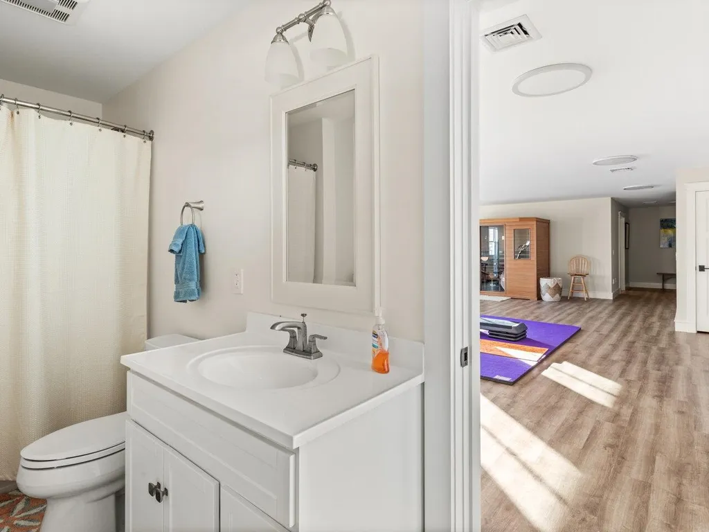 362 North Jefferson Road South Burlington VT 05403