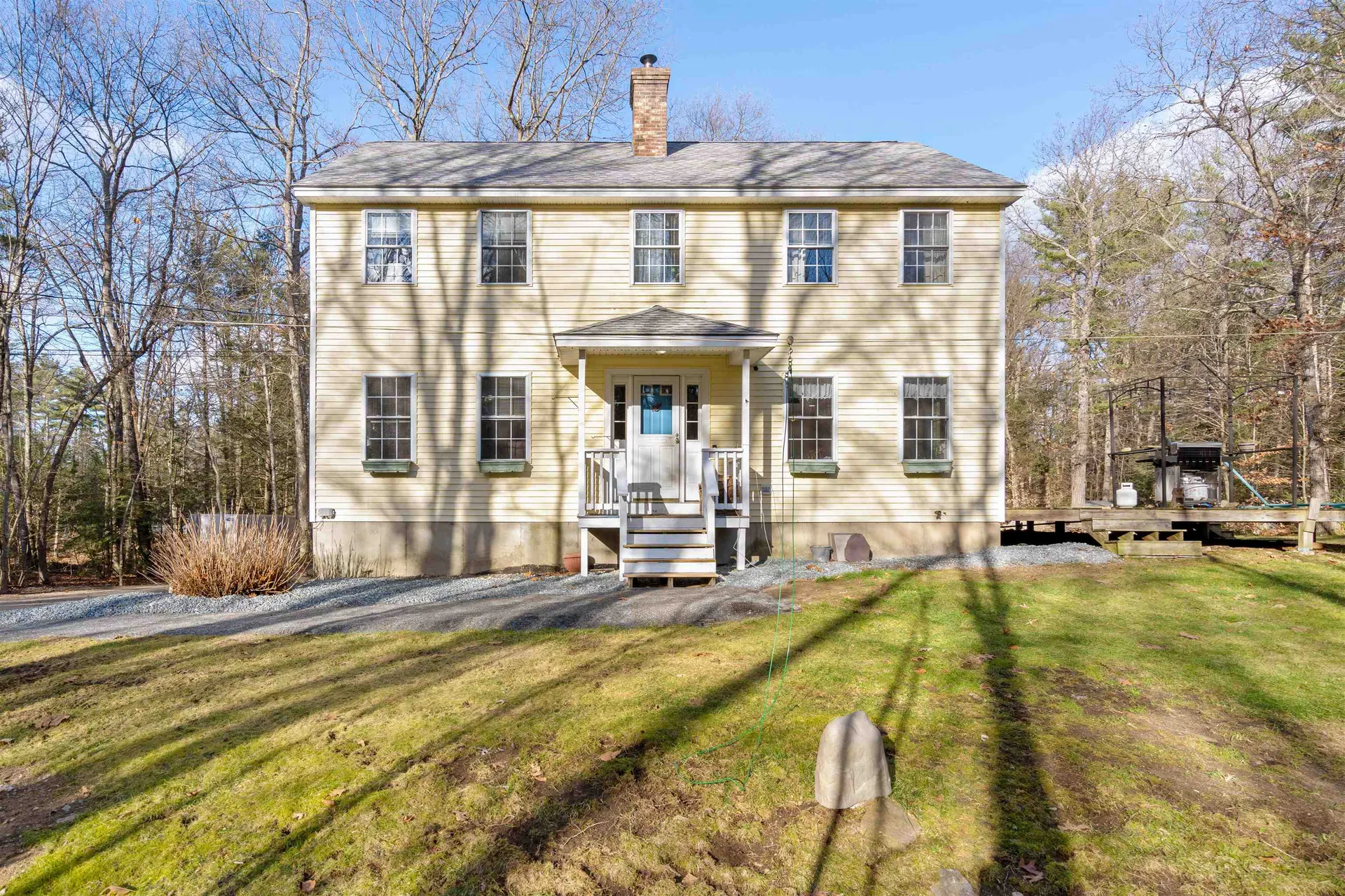 94 Smith Road Chester NH 03036