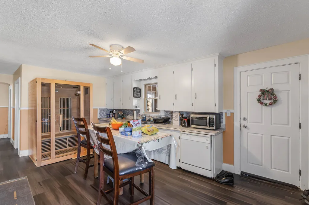 107 Varney Street Manchester NH 03102